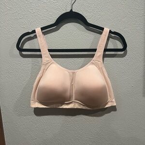 Wacoal Tan Sports Bra Size 38DD 852302 EUC Like New Neutral Color Very Nice